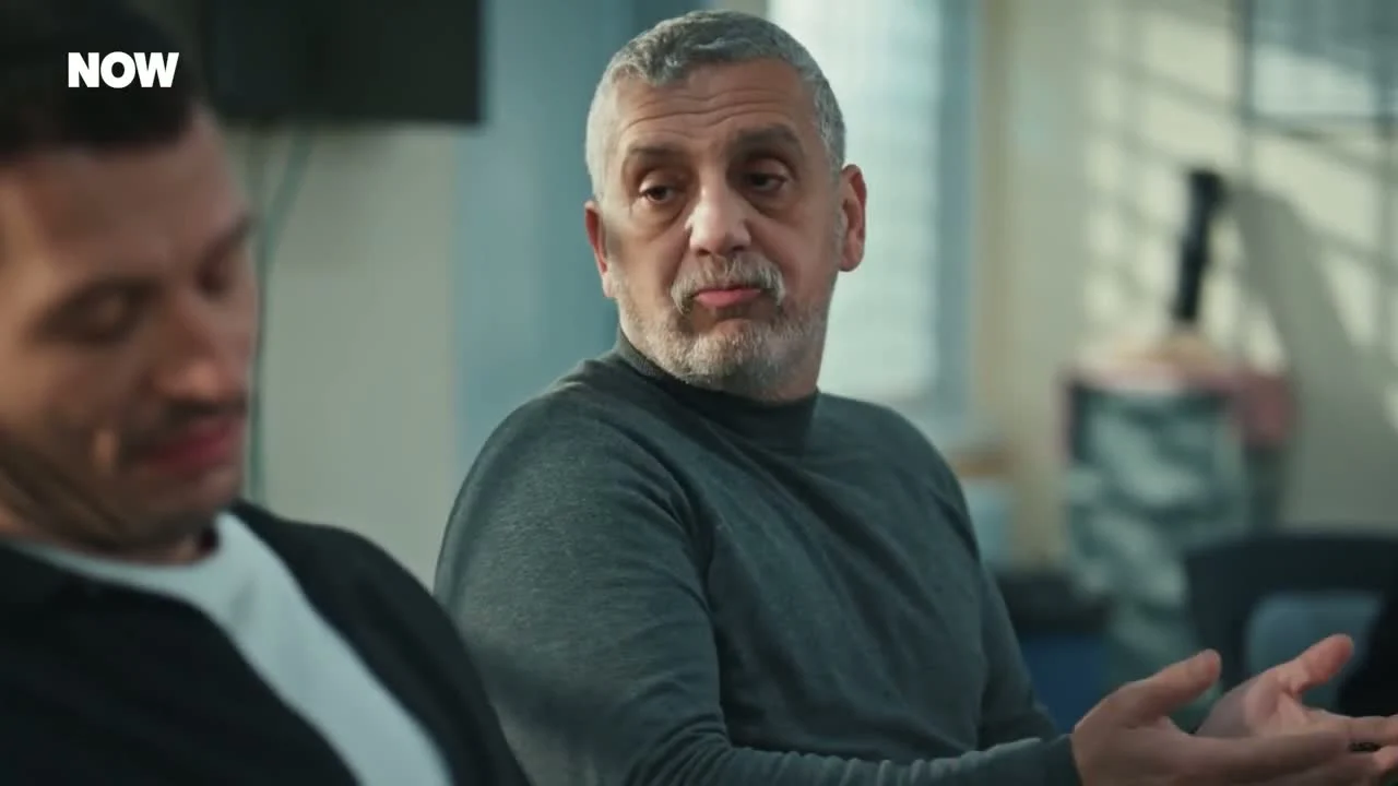 Кадры из сериала Под землёй (2026)